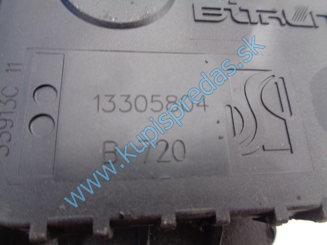 elektronicý plynový pedál na opel corsu D, 13305804